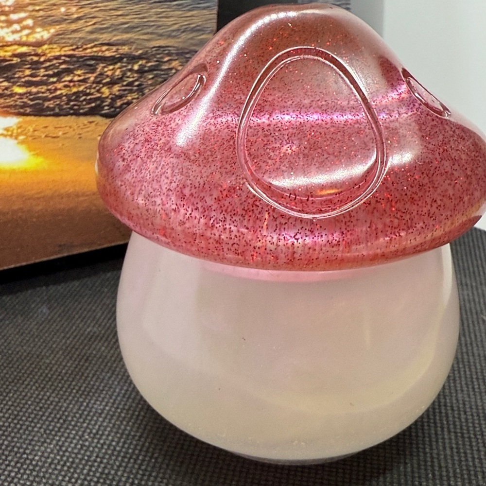 Elegant Pink and White Resin Mushroom Accent - Picture 7 of 7